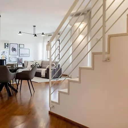 Exclusive Penthouse With 60 M2 Panoramic Terrace Daire